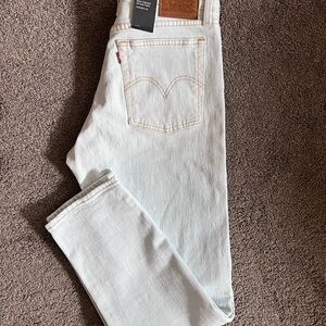 Levi's Wedgie Off-White / Light Cream Straight Jeans